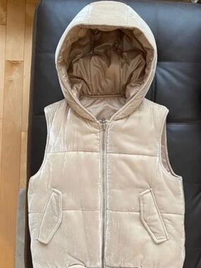 THEORY VELVET / SATIN REVERSIBLE GOLDEN HOODED PUFFER VEST - NEW WITHOUT TAGS